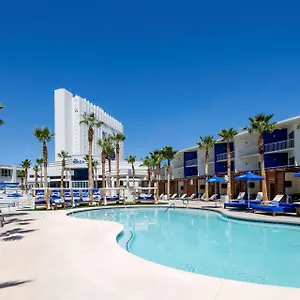 **** Resort Tropicana Vegas A Doubletree By Hilton & Casino - Free Parking USA